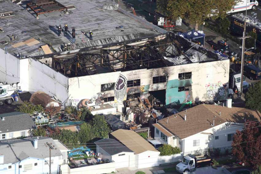 Updated: Oakland Catholic community offers prayers, support for fire victims