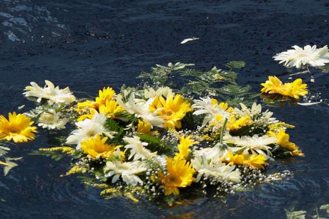 Pope: Migrants' deaths should provoke sadness, action, not indifference